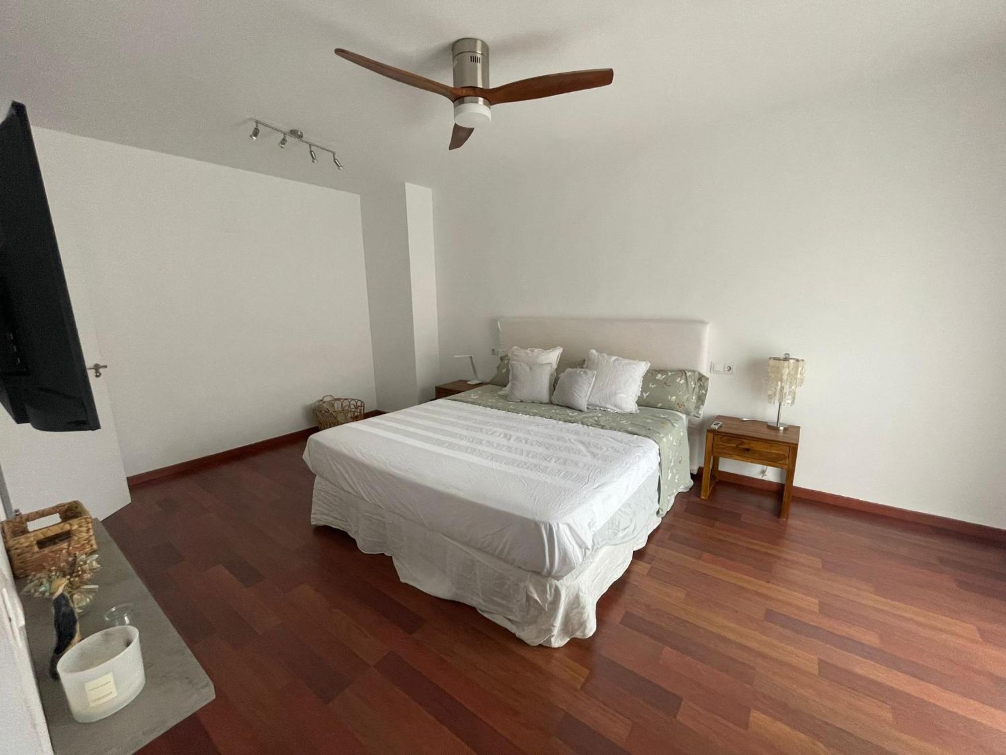Tokyo Rooms Almeria Exterior photo